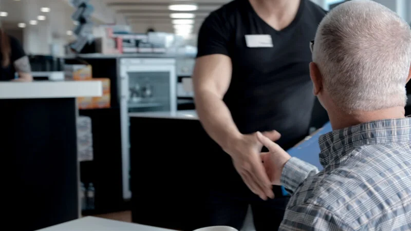 probetraining handshake high five fitness